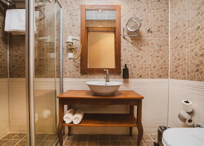 Отель Raymar 4*