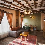 Raymar Hotel