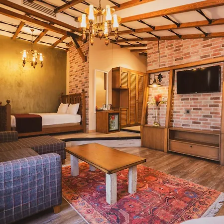 Hotel Raymar